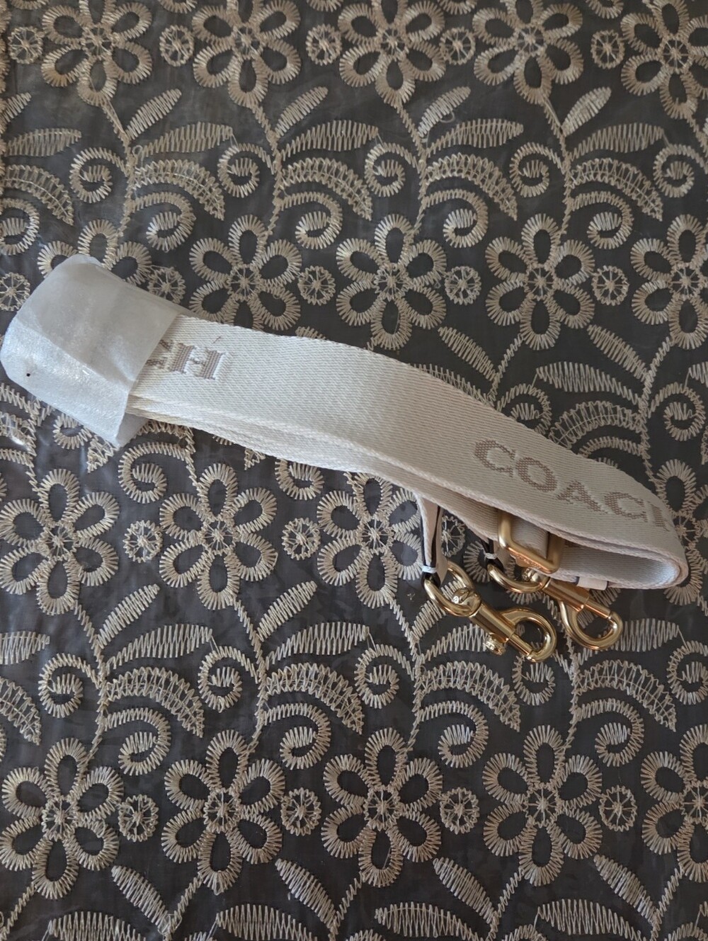 Brand New Coach Cream Signature Mini Satchel with Removable Strap - Picture 4 of 5